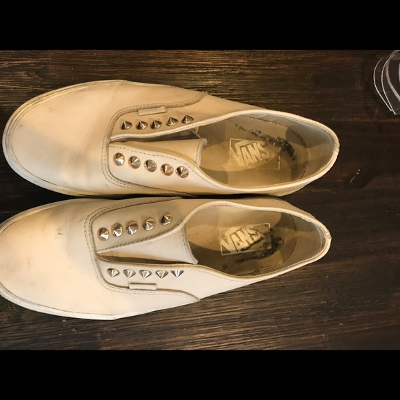 Vans Authentic Gore Studs Cream Skater Shoes Low - Picture 5 of 7